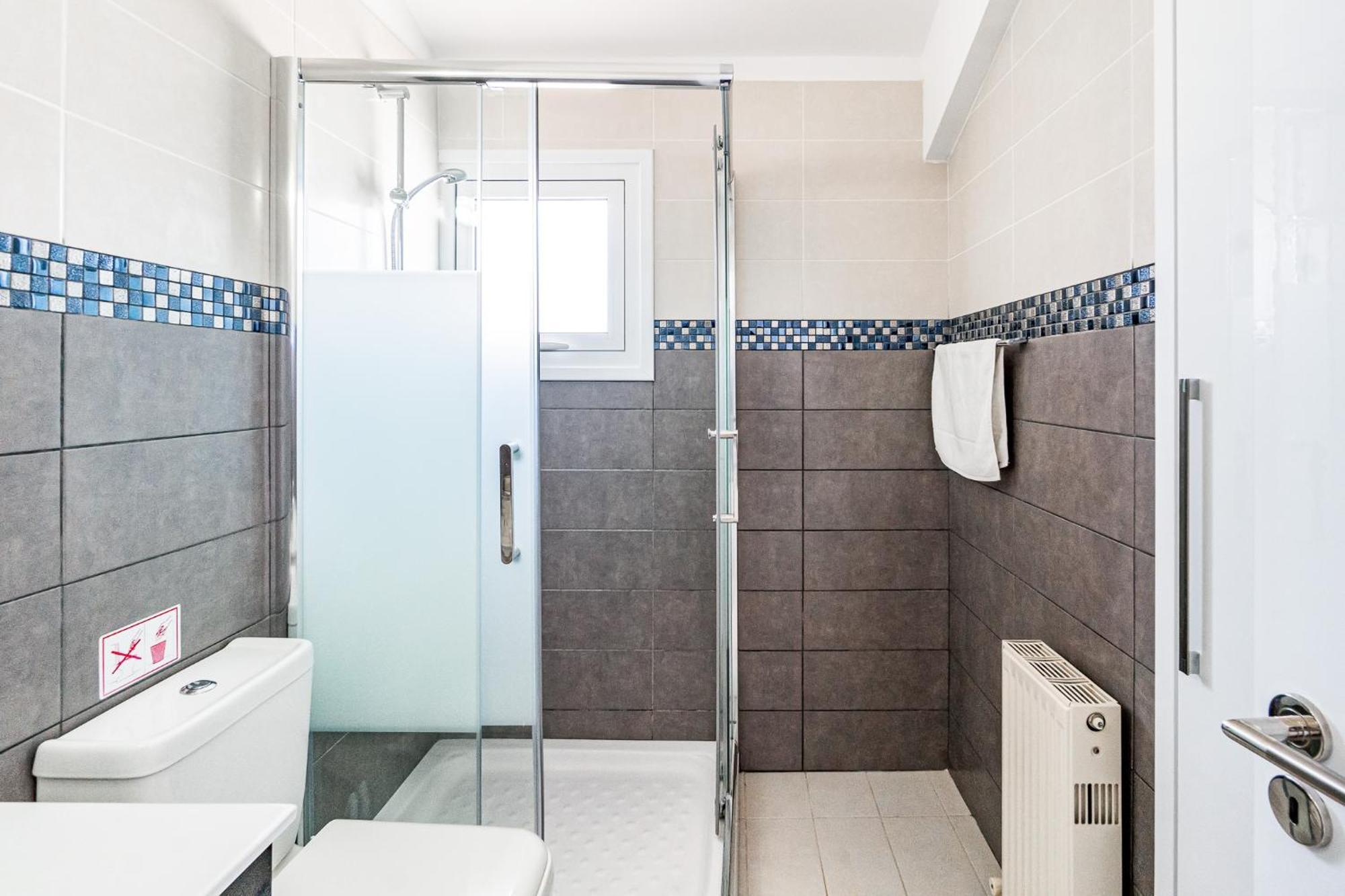 Beach Front Aqua Marina By Ezoria Villas Paralimni Luaran gambar