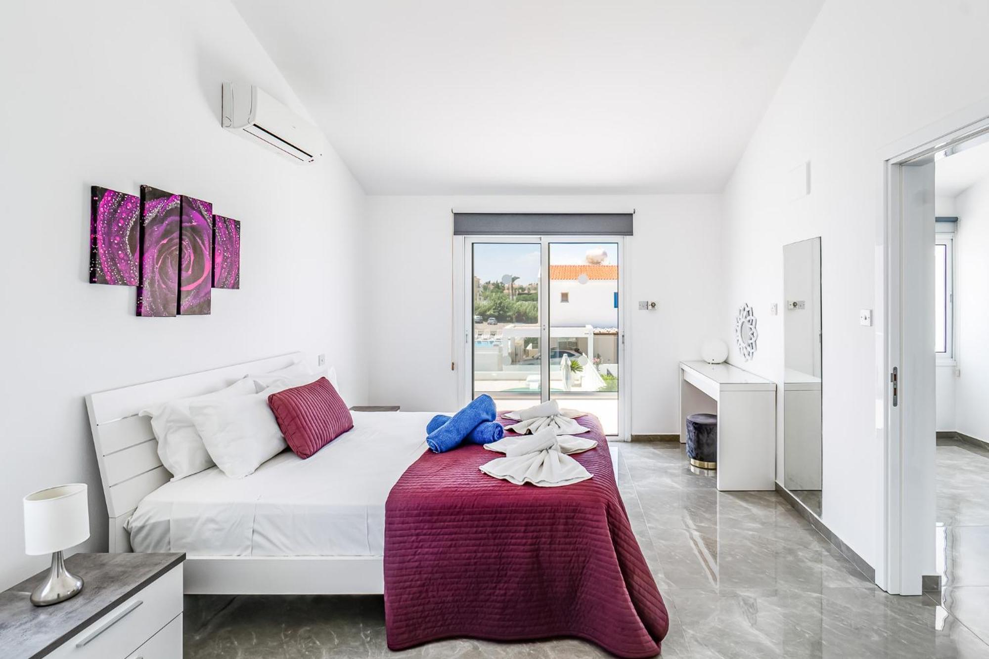 Beach Front Aqua Marina By Ezoria Villas Paralimni Luaran gambar