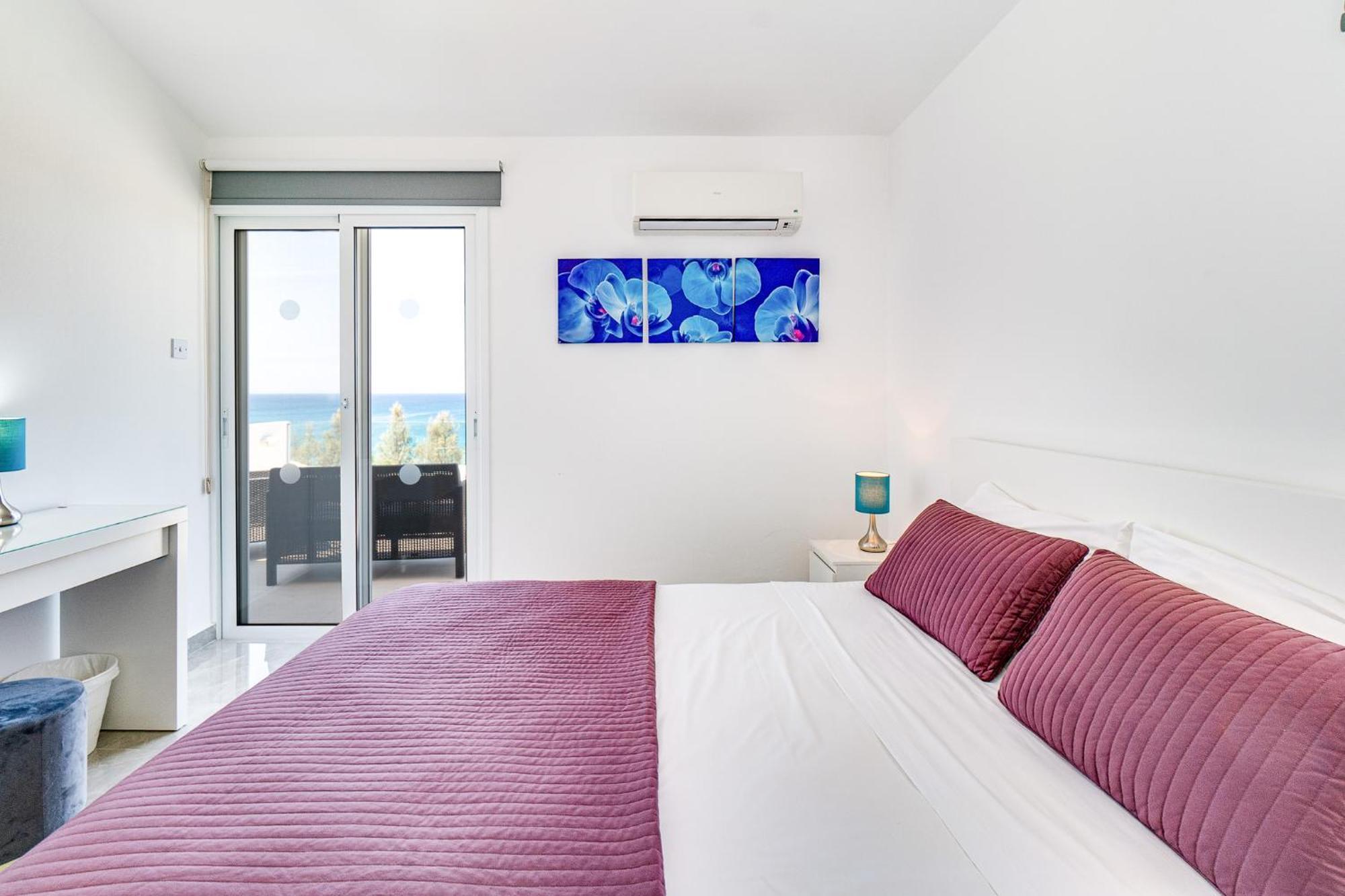 Beach Front Aqua Marina By Ezoria Villas Paralimni Luaran gambar