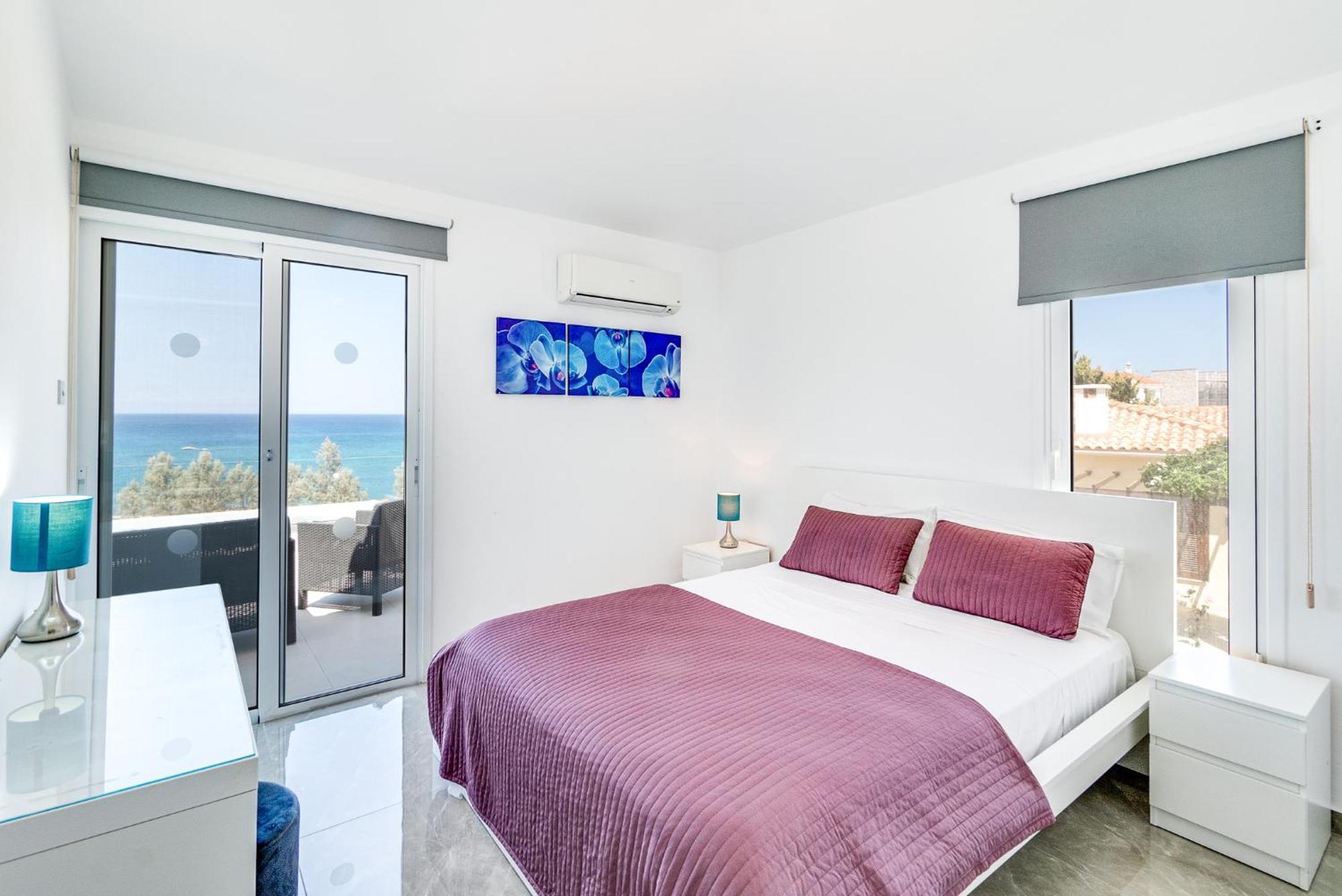 Beach Front Aqua Marina By Ezoria Villas Paralimni Luaran gambar